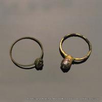 Two late 13th–century finger rings worn by nuns