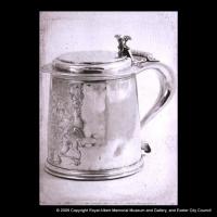 A chocolate pot made in Exeter