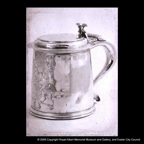 A chocolate pot made in Exeter