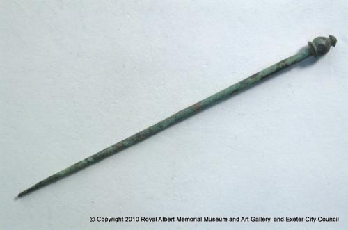 Metal hairpin