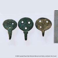 Hooked fasteners