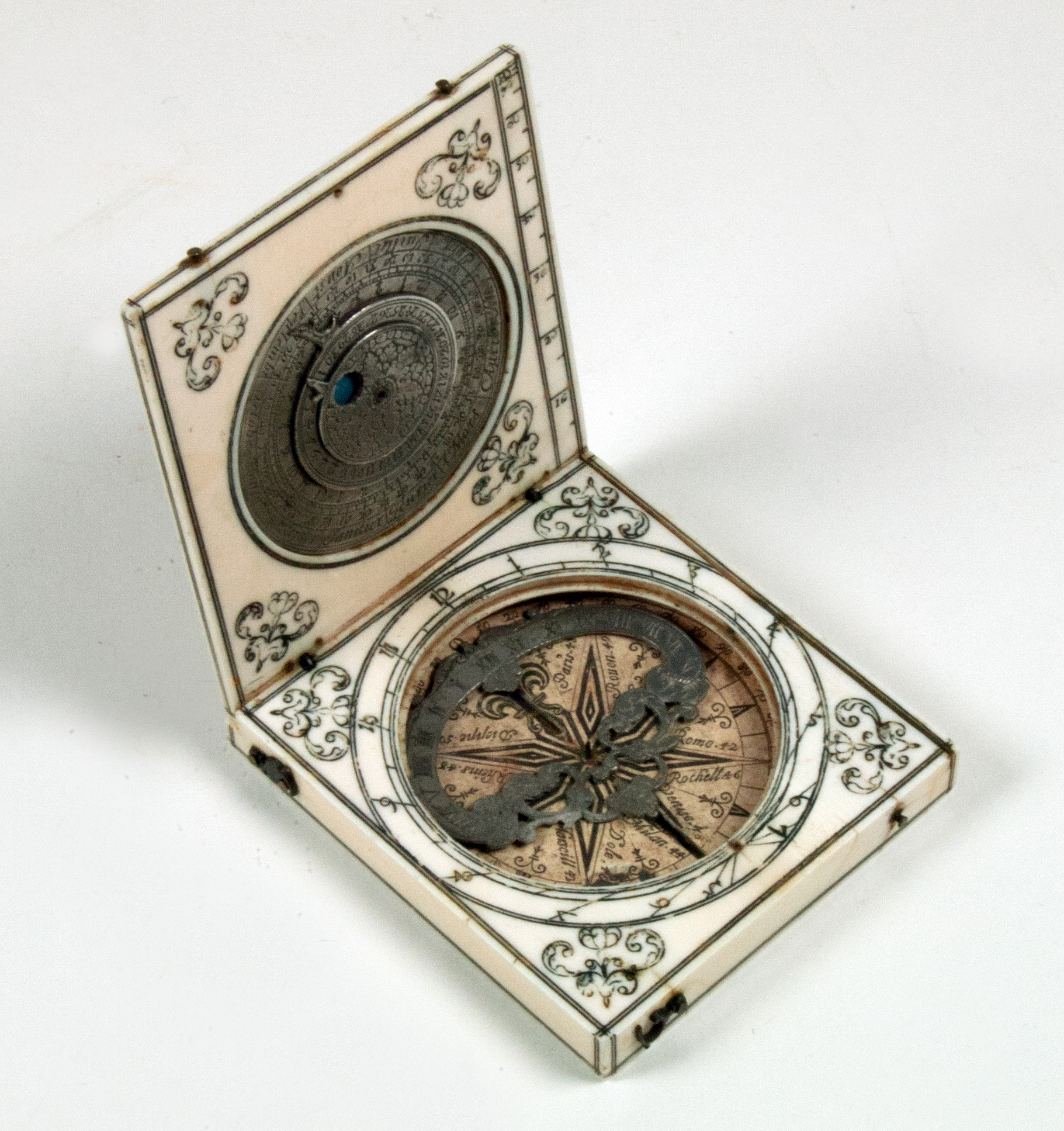 Gallery 1 Core wall - Pocket Azimuth Sundial