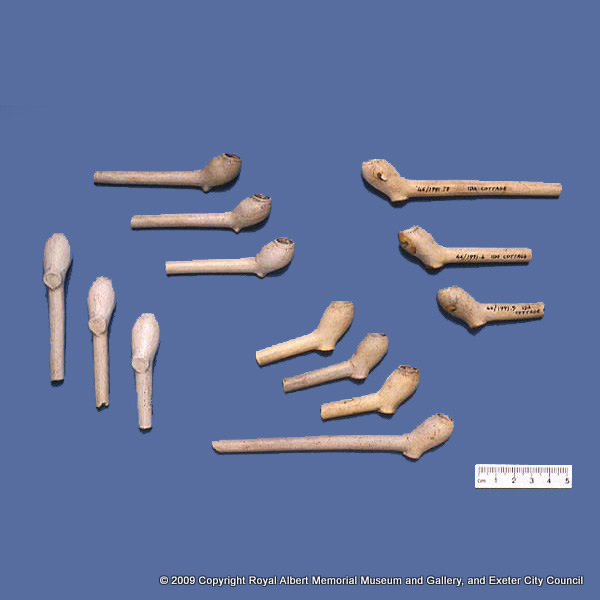 Early 17th century clay pipes made in Exeter