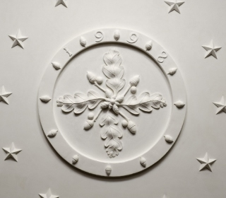 Yelverton: Buckland Abbey - ceiling in the Great Hall and Drake Chamber